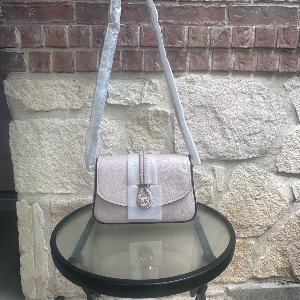 AUTHENTIC Michael Kors Lea Crossbody Bag